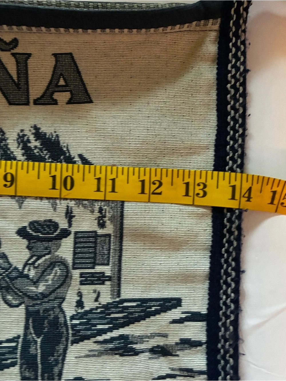 Vintage España Beige and Navy Shoulder Bag